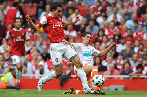 关于法国绝地反击塞内加尔,范佩西完成帽子戏法的信息 关于法国绝地反击塞内加尔,范佩西完成帽子戏法的信息