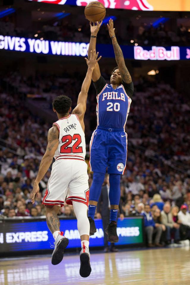 包含尼克主场力克国王,兰多夫贡献双20+的词条 包含尼克主场力克国王,兰多夫贡献双20+的词条