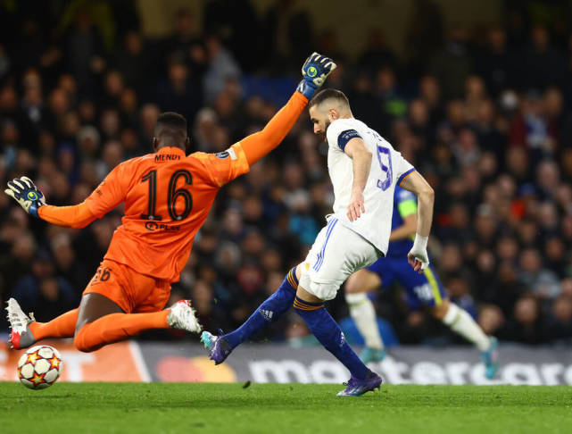 巴黎逆转奥地利，门迪带队取胜