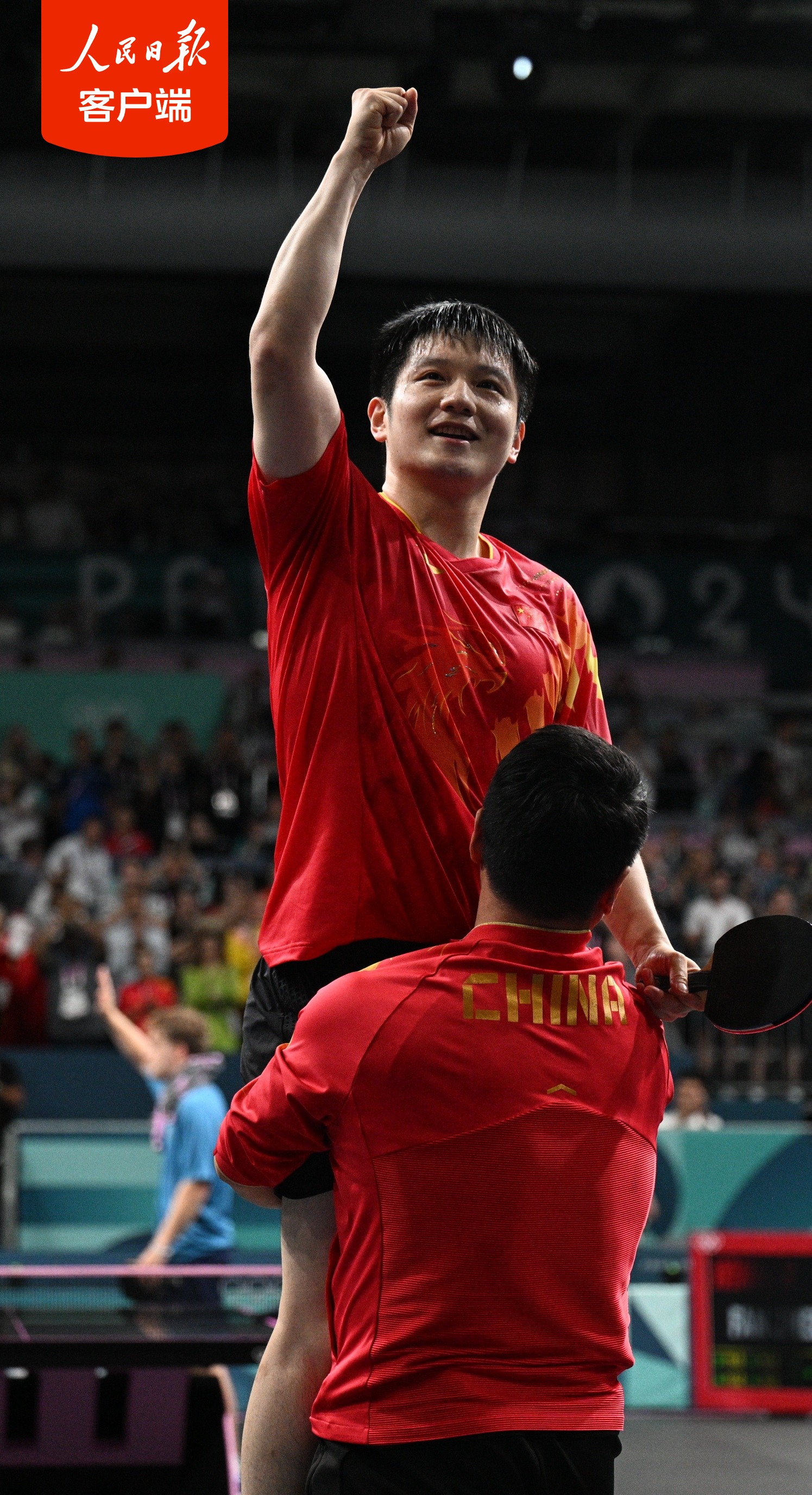 中国队完胜瑞典队，樊振东关键制胜