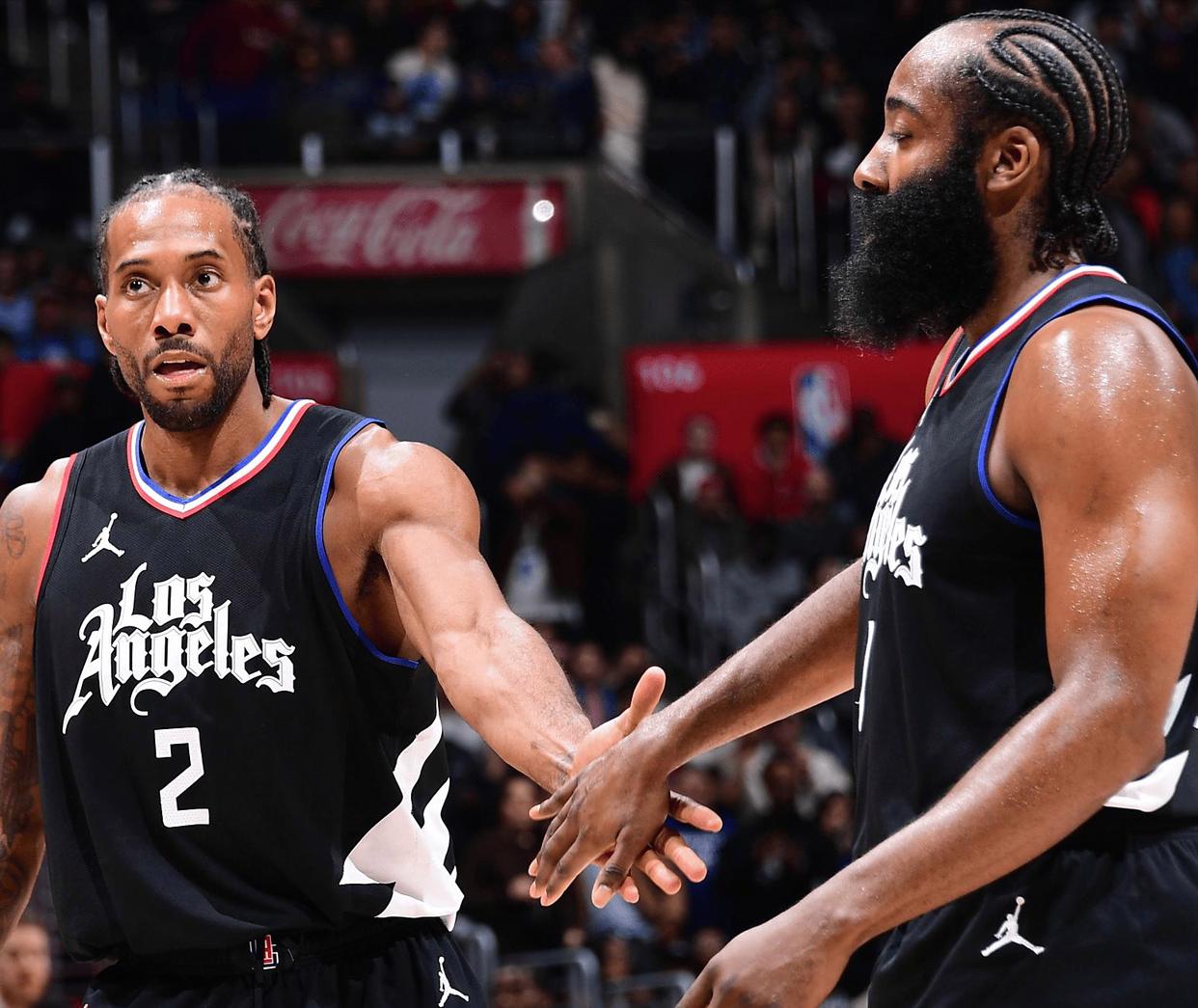 独行侠新援复出，全场失误3次遭抱怨