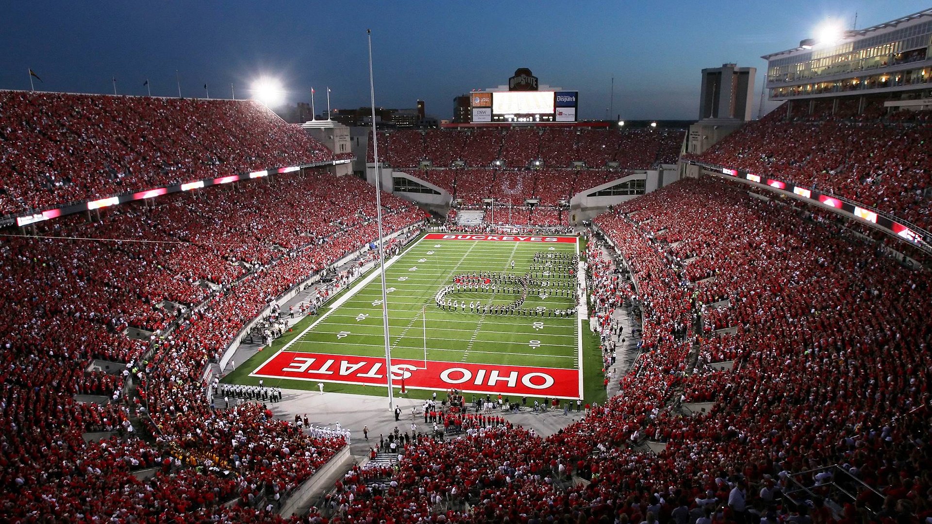 F1新赛季战幕拉开!马里铁壁封锁,奥地利绝望败北