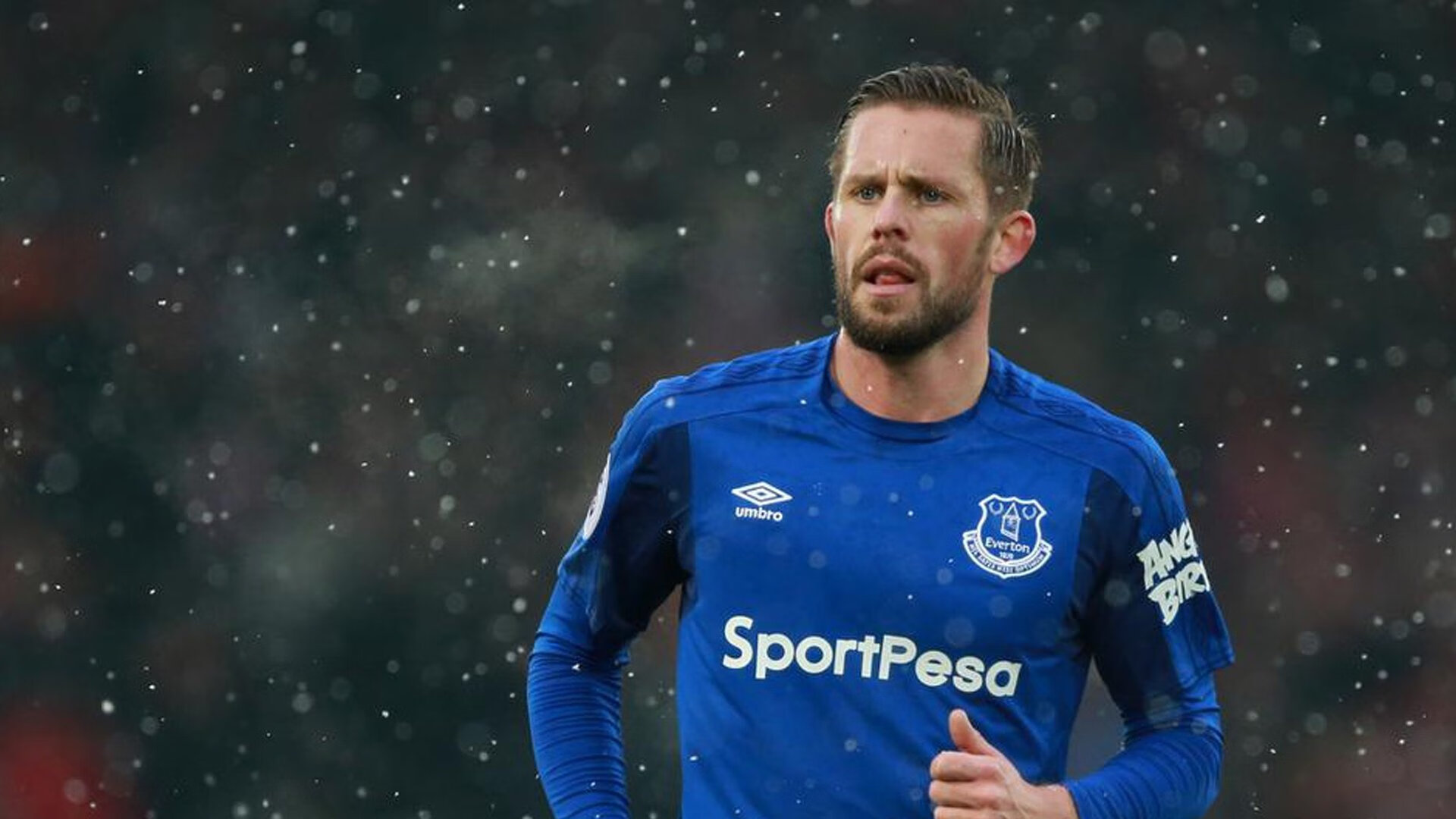 压力熔炉中绽放,劳塔罗对阵乌拉圭的救赎之战