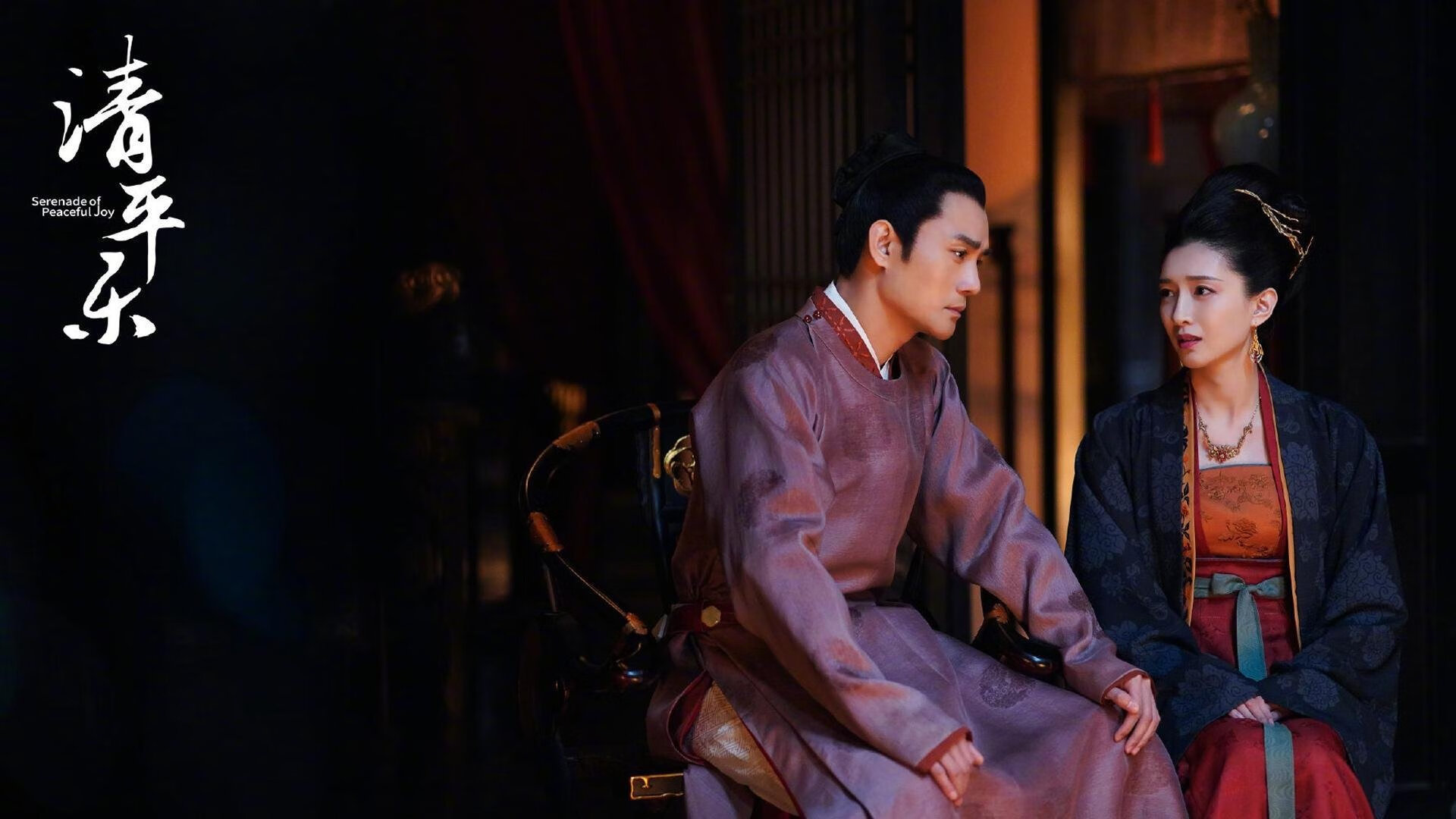 锋线两极,莱万高效稳定扩大优势,马赛闪电战映衬阿根廷防线之困