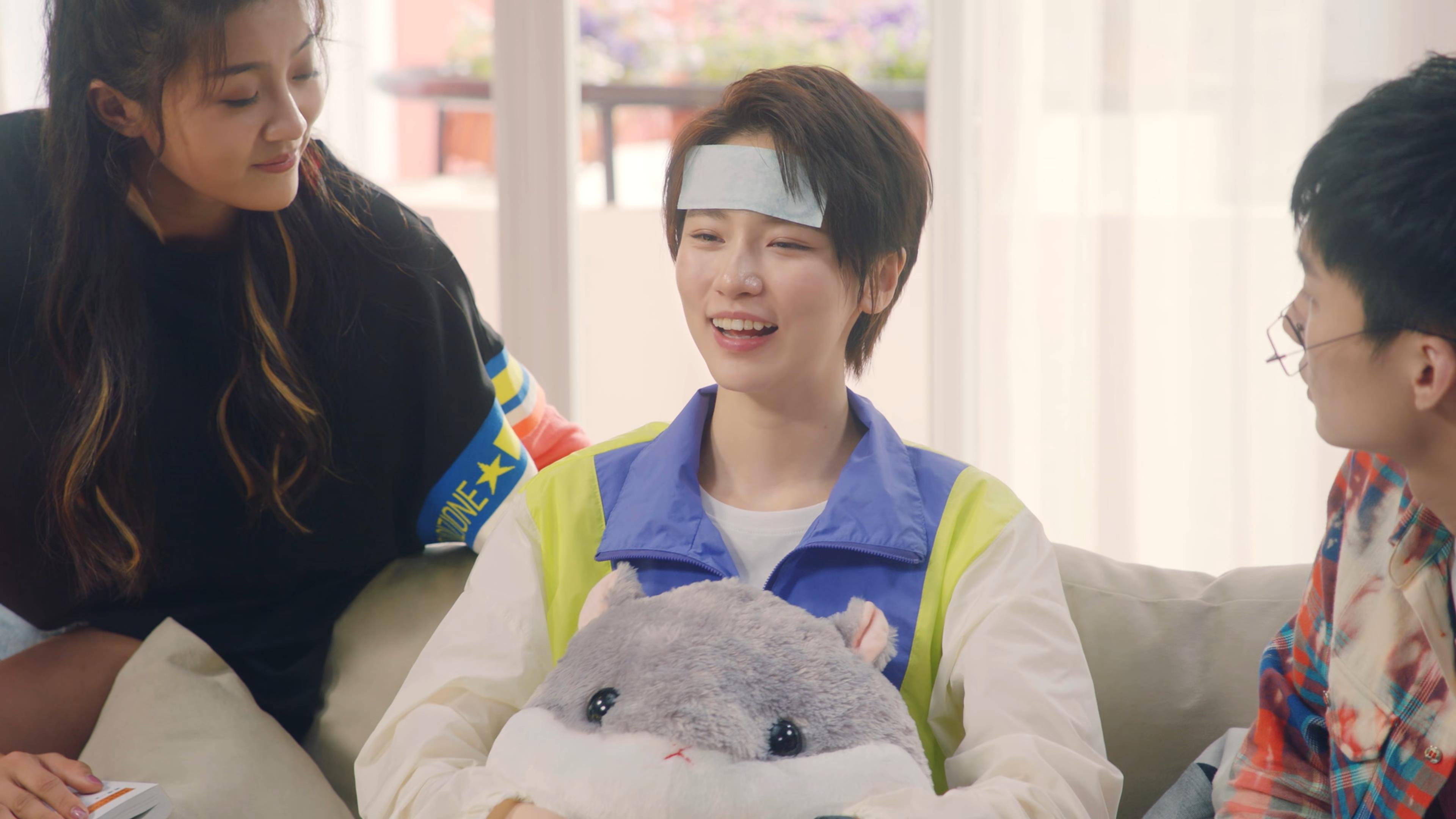 爱德华兹单点爆破撕裂防线，尼克斯第三节狂潮淹没吉林